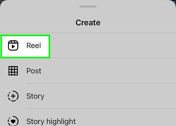 انتخاب گزینه‌ی ریلز از منوی اینستاگرام
